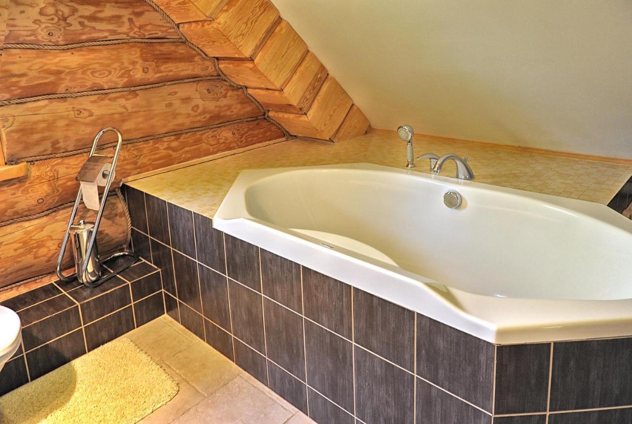 Villa Dom Pod Sosnami à Gryżyna Extérieur photo