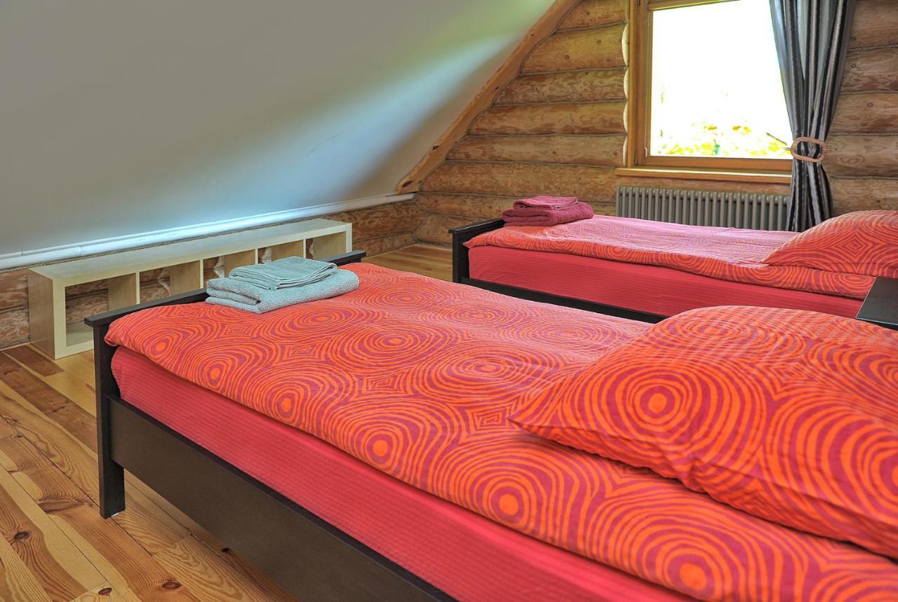 Villa Dom Pod Sosnami à Gryżyna Extérieur photo