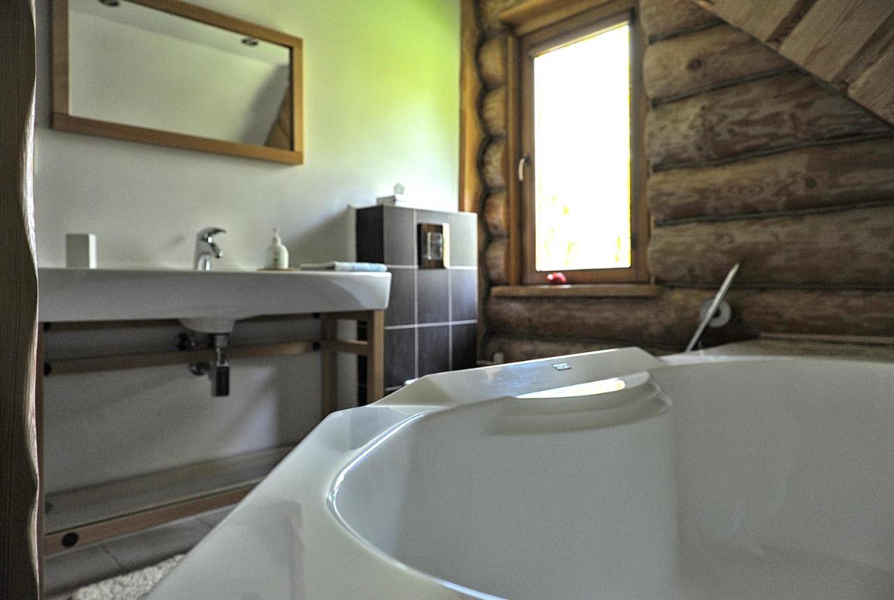 Villa Dom Pod Sosnami à Gryżyna Extérieur photo
